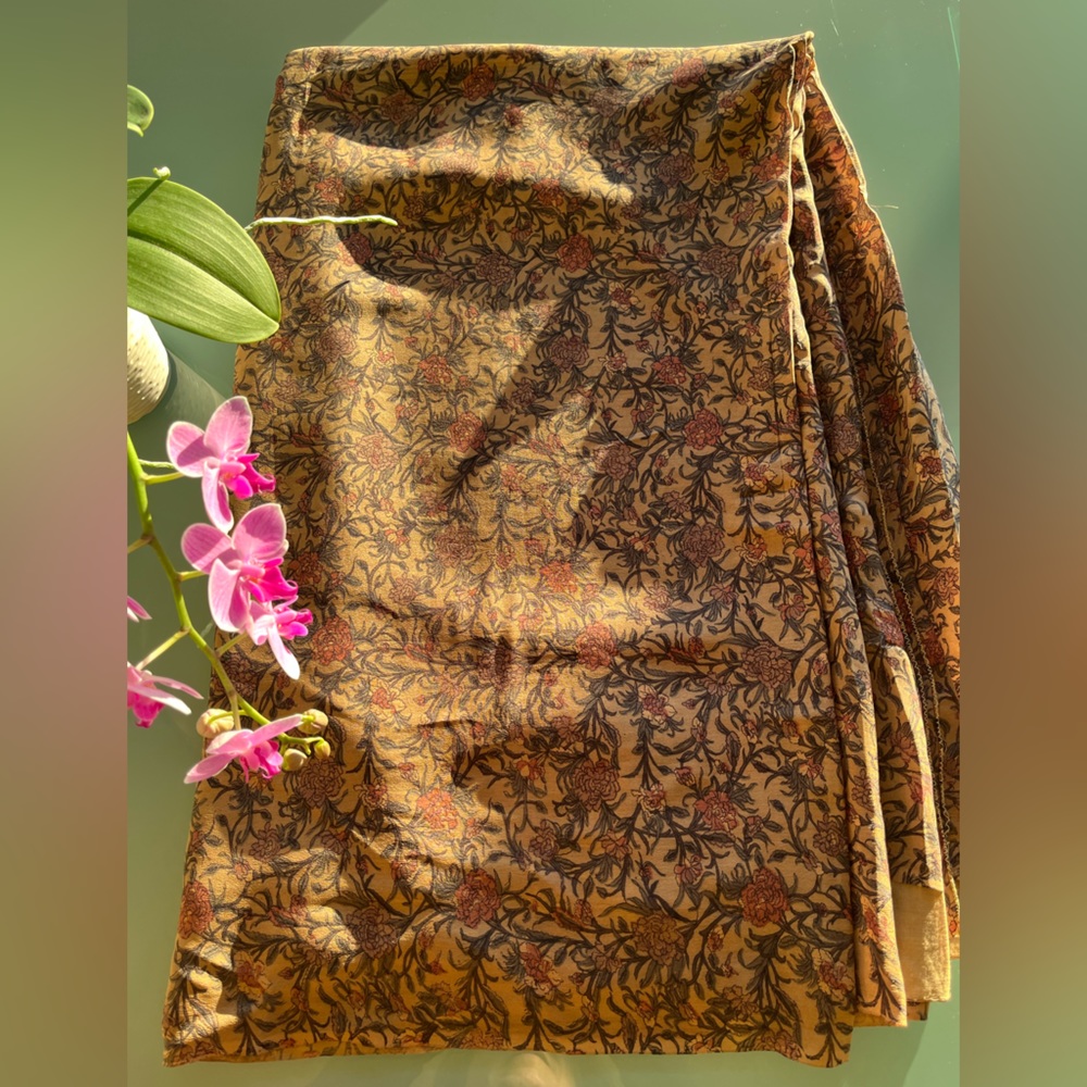 Like new Crepe pure silk saree sari fabric floral taupe dusty rose green 6 yards